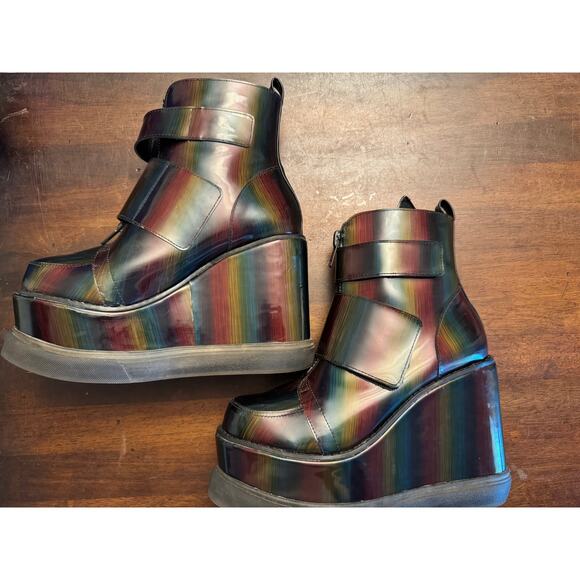 Dolls Kill Shoes - Rainbow EDM Rave sole platform boots women's 8